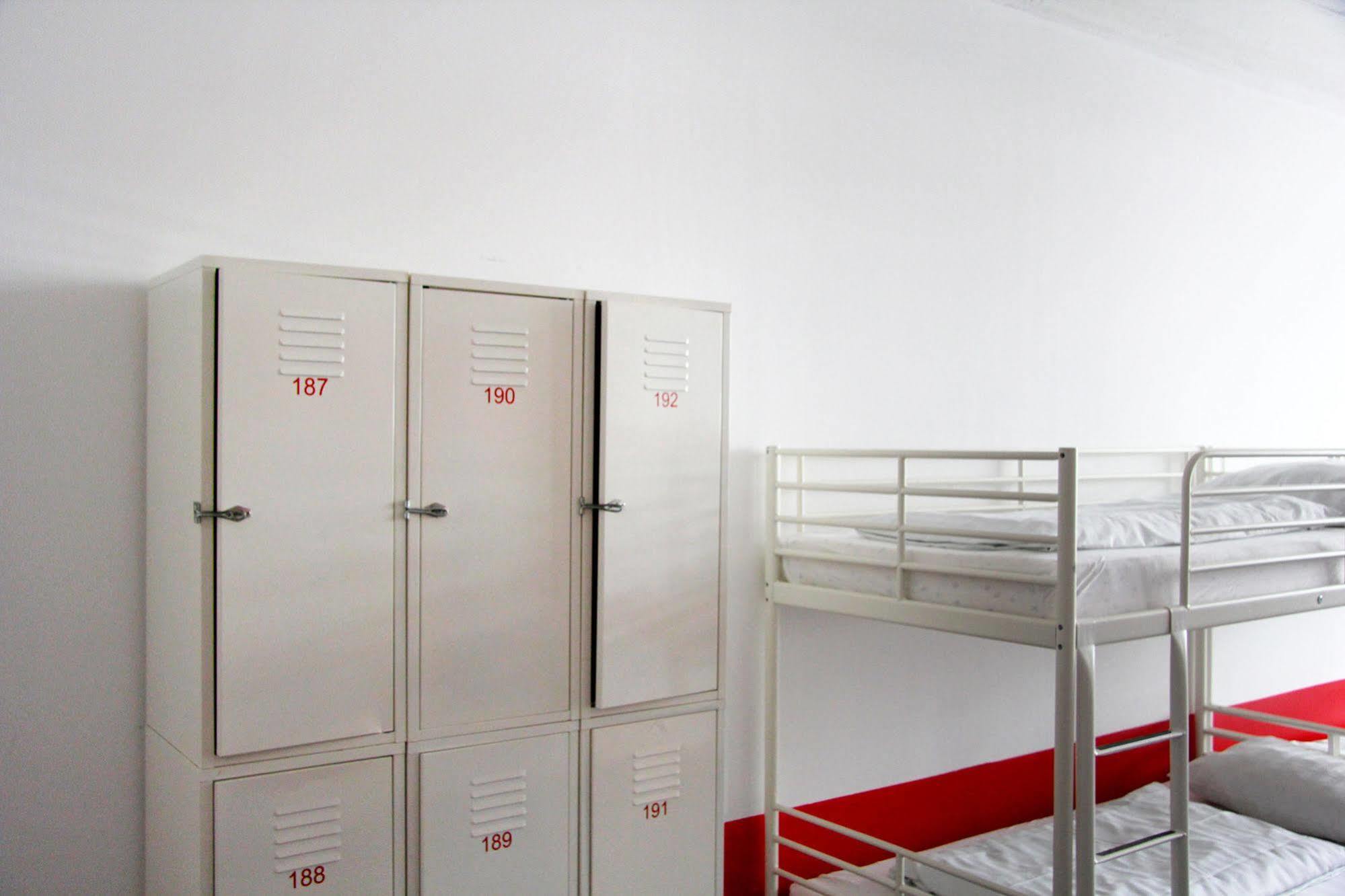 Check In Hostel