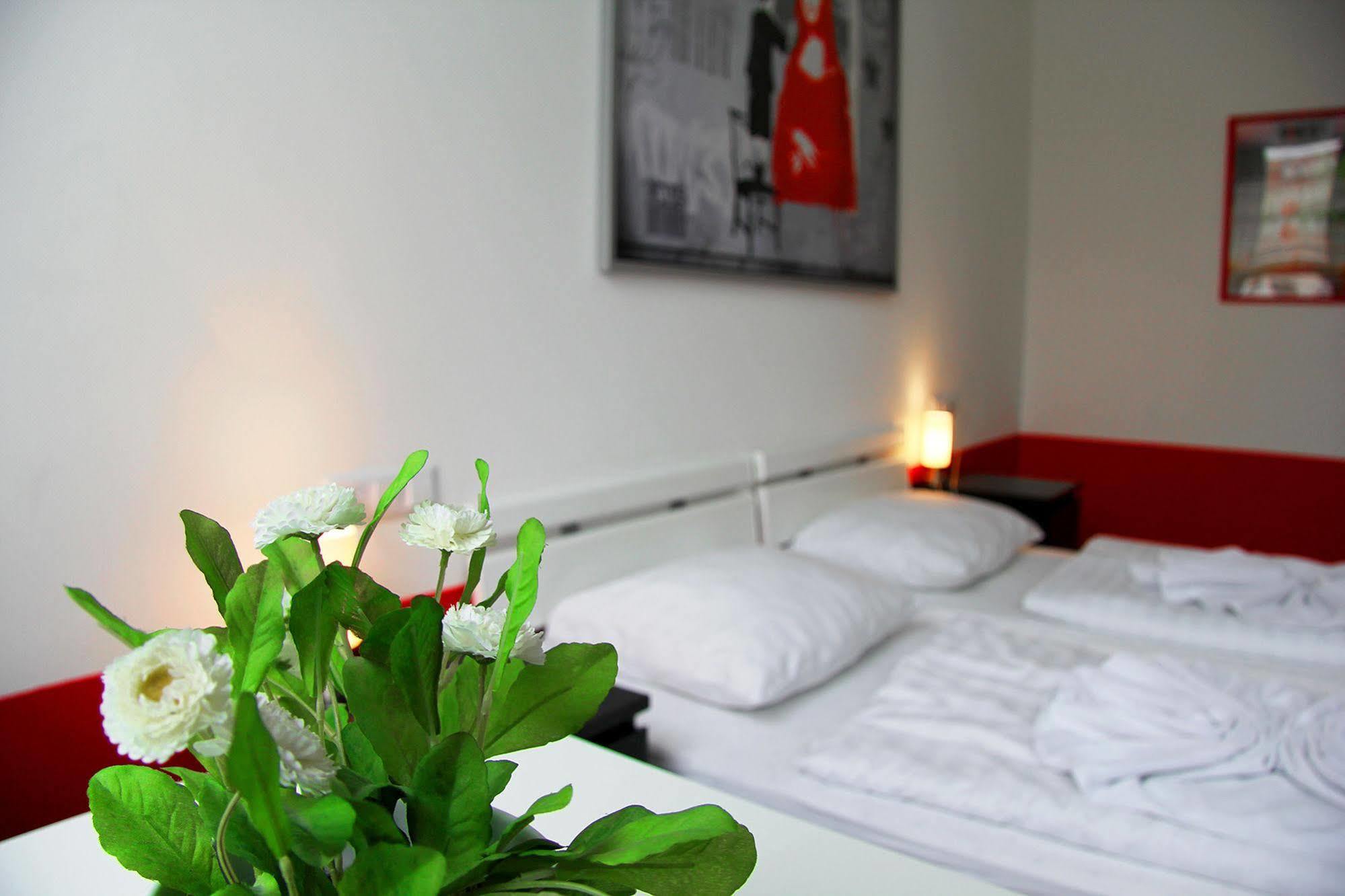 Check In Hostel